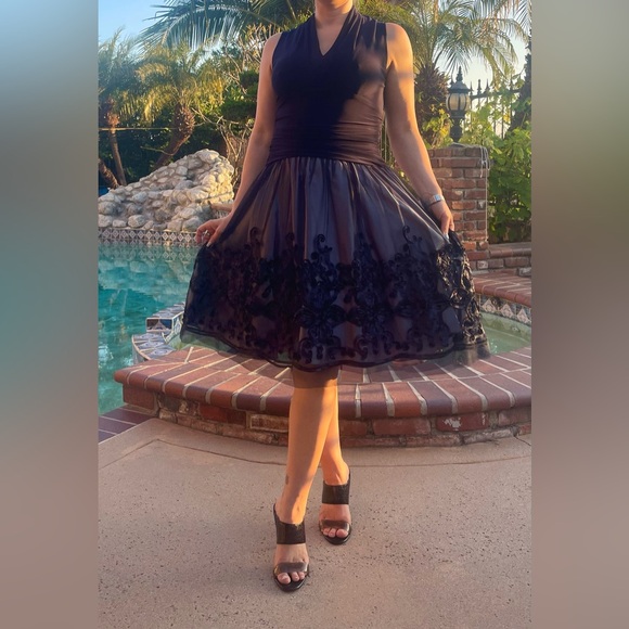 Dark blue SLNY SL Fashion New York size 8 but it’s stretching . - Picture 1 of 5